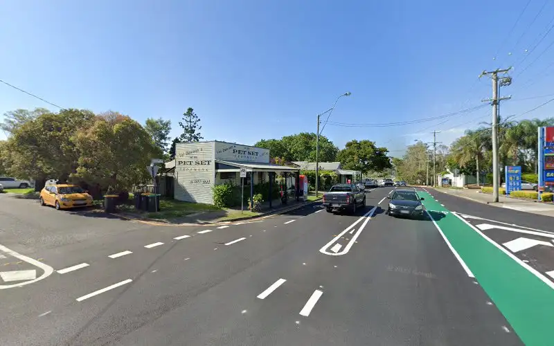 Pet Set Grooming Salon - Pet Groomer in Wooloowin