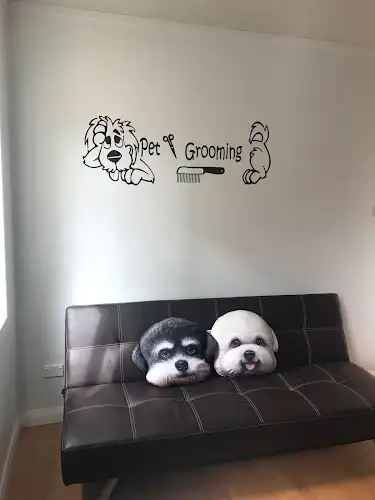 Poochies Grooming Salon - Pet Groomer in Bringelly